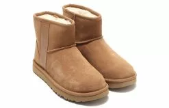 (WMNS) UGG LOGO 1122558-CHE -Air-jordan Sales Shop 2 9bd36d49 b7de 4d6d 8f14 11a58cfc777c