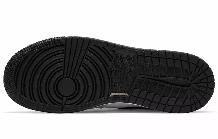 (GS) Air Jordan 1 Retro High OG 'Smoke Grey' 575441-126 6 (GS) Air Jordan 1 Retro High OG 'Smoke Grey' 575441-126 - Image 6